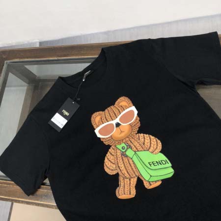 2025年4月22日入荷新作FENDI 半袖 Tシャツ★誕生日プレゼント/ファッションの流行/贈り物/YI+YI工場M-XXXL