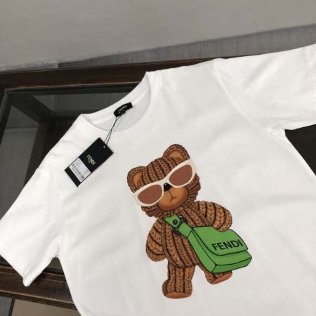 2025年4月22日入荷新作FENDI 半袖 Tシャツ★誕生日プレゼント/ファッションの流行/贈り物/YI+YI工場M-XXXL