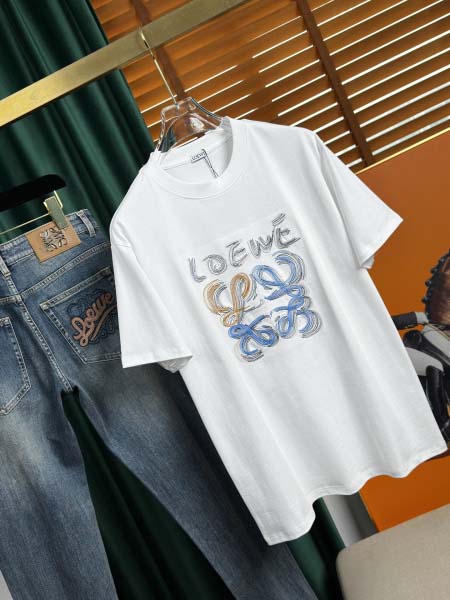 2025年4月26日入荷新作LOEWE半袖Tシャツ 原版复刻高級品香港の会社超厳選★入手困難/誕生日プレゼント/yinx工場