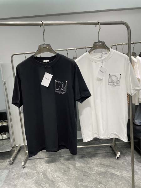 2025年4月26日入荷新作DIOR半袖Tシャツ 原版复刻高級品香港の会社超厳選★入手困難/誕生日プレゼント/yinx工場