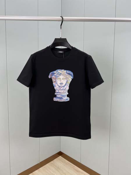2025年4月8日入荷新作Versace半袖 Tシャツ高級品...