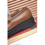 2025年4月10日入荷新品Versaceおすすめ人気メンズ靴本革製ギフト/誕生日/TL工場