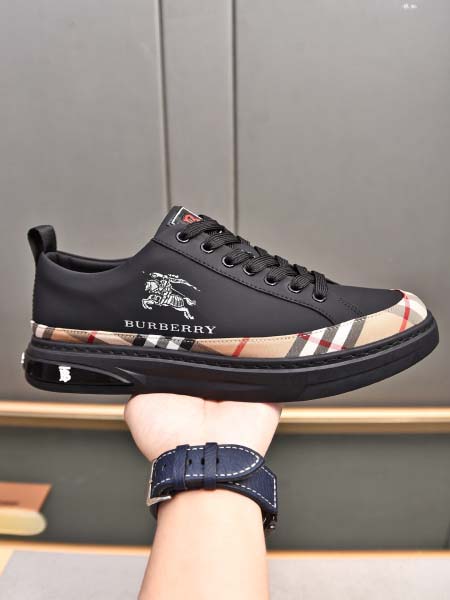 2025年4月11日入荷新品burberryカジュアルシュー...