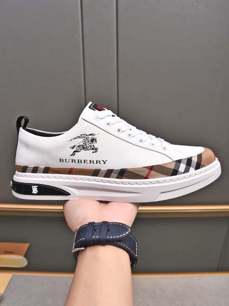 2025年4月11日入荷新品burberryカジュアルシュー...