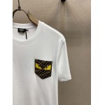 2025年4月19日入荷新作Fendi半袖Tシャツ 超厳選★誕生日プレゼント/結婚祝い/内祝い/贈り物/YI+YI工場S-XXL