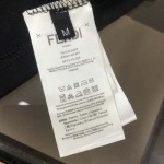 2025年4月20日入荷新作Fendi半袖Tシャツ 超厳選★誕生日プレゼント/結婚祝い/内祝い/贈り物/YI+YI工場S～XL