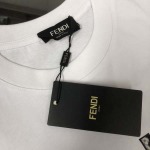 2025年4月20日入荷新作Fendi半袖Tシャツ 超厳選★誕生日プレゼント/結婚祝い/内祝い/贈り物/YI+YI工場S～XL