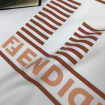 2025年4月20日入荷新作Fendi半袖Tシャツ 超厳選★誕生日プレゼント/結婚祝い/内祝い/贈り物/YI+YI工場S-XL
