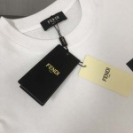 2025年4月22日入荷新作FENDI 半袖 Tシャツ★誕生日プレゼント/ファッションの流行/贈り物/YI+YI工場M-XXXL