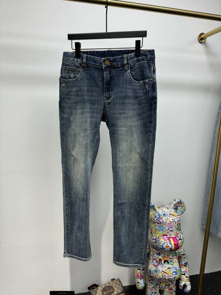 2025年4月25日入荷新作Louis Vuittonジーパ...