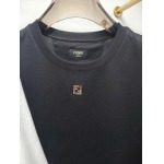 2025年4月26日入荷新作FENDI半袖Tシャツ 原版复刻高級品香港の会社超厳選★入手困難/誕生日プレゼント/yinx工場