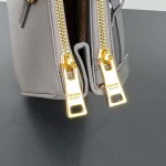 2025年4月29日入荷新作PRADA型番：1BA2274 サイズ：32×24×14cm /XX工場