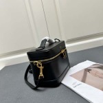 2025年4月29日入荷新作 CELINE VANITY 25春夏新作サイズ：18*13*10cm /XX工場