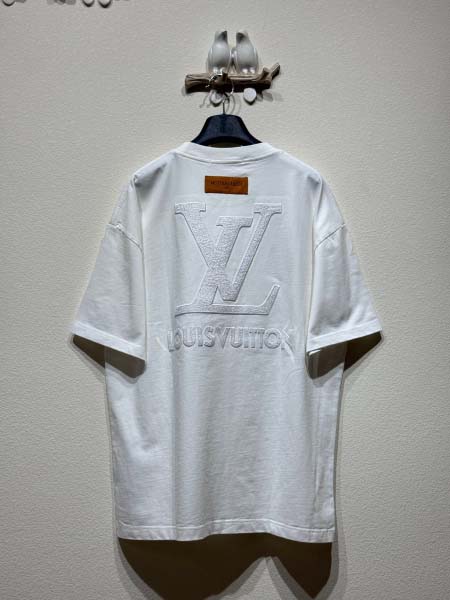 2025年5月23日入荷新作Louis Vuitton半袖 tシャツ男女兼用高品質★誕生日プレゼント/結婚祝い/内祝い/贈り物/SD工場