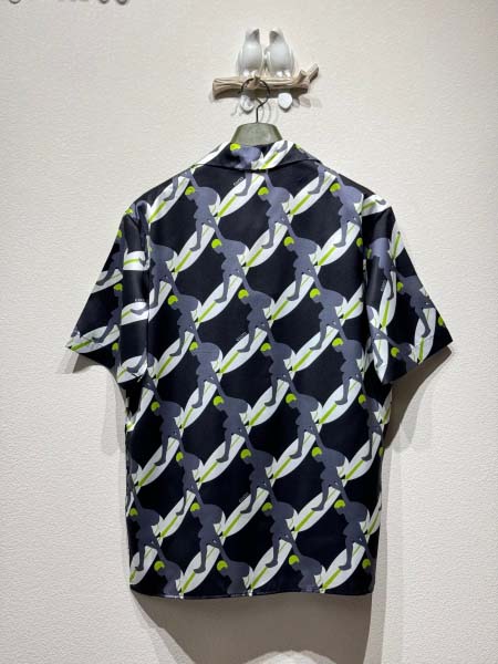 2025年5月26日入荷新作Gucci半袖 tシャツ男女兼用高品質★ファッション/誕生日プレゼント/結婚祝い/内祝い/贈り物/SD工場