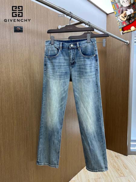 2025年5月9日入荷新作GIVENCHY ジーパン安価で人...