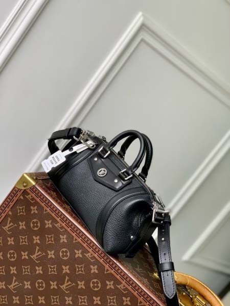 2025年6月26日Louis Vuitton バッグ Nano LV Rider  2025  LV Circle  6.7 Romy :M14623:23CMx10CMx10CM 高品質人気の新作/誕生日プレゼント/SQ工場