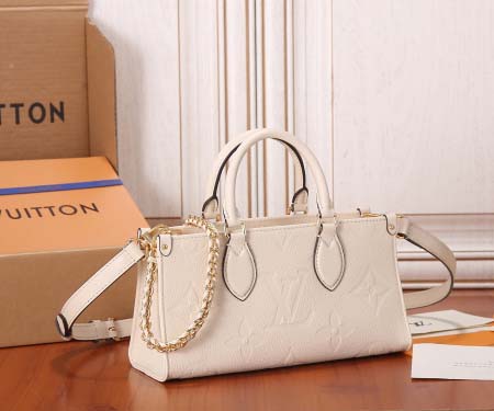 2025年6月26日Louis Vuitton バッグMonogram Empreinte  East West Giant Monogram :M23698:25CMx13CMx10CM 高品質人気の新作/誕生日プレゼント/SQ工場