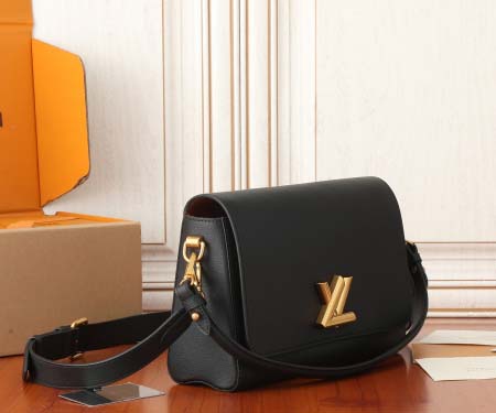 2025年6月26日Louis Vuitton バッグ Soft Twist  Twist LV :M24639:27CMx19CMx9CM 高品質人気の新作/誕生日プレゼント/SQ工場