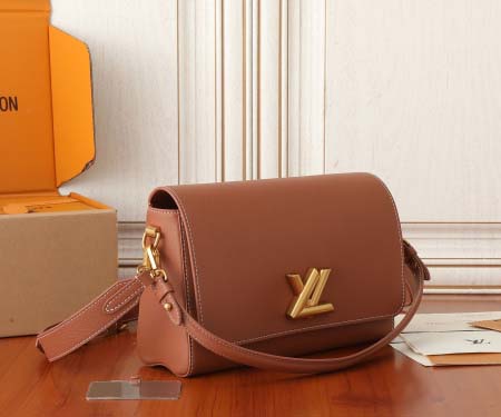2025年6月26日Louis Vuitton バッグ Soft Twist  Twist LV :M24640:27CMx19CMx9CM 高品質人気の新作/誕生日プレゼント/SQ工場