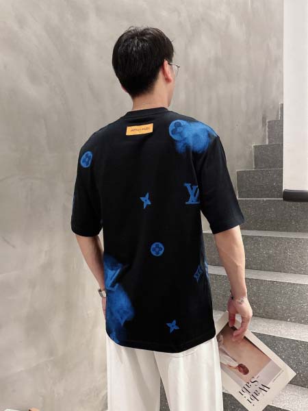 2025年6月30日入荷新作Louis Vuitton半袖Tシャツ 高级品超厳選★入手困難/誕生日プレゼント/MF工場