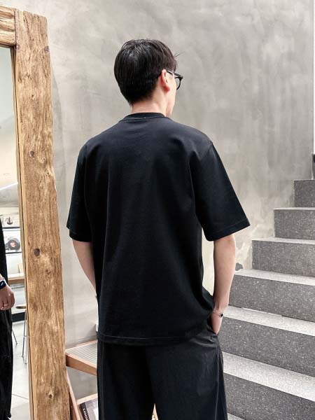 2025年6月30日入荷新作Prada半袖Tシャツ 高级品超厳選★入手困難/誕生日プレゼント/MF工場