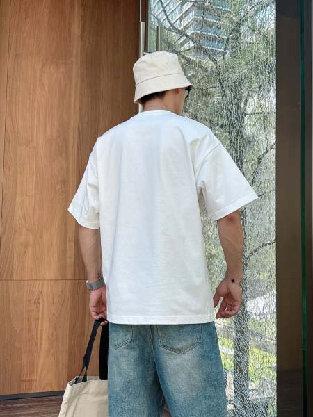 2025年6月30日入荷新作Gucci半袖Tシャツ 高级品超厳選★入手困難/誕生日プレゼント/MF工場