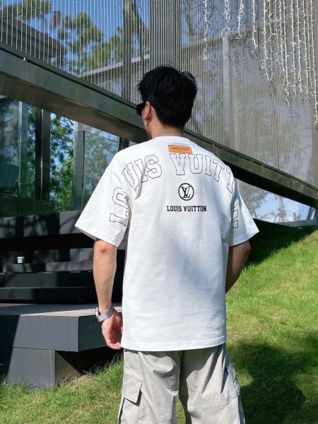 2025年6月30日入荷新作Louis Vuitton半袖Tシャツ 高级品超厳選★入手困難/誕生日プレゼント/MF工場