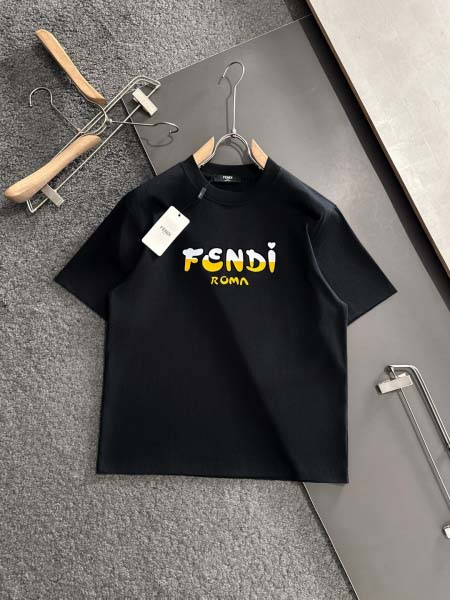2025年6月6日入荷新作FENDI半袖 Tシャツ誕生日プレ...
