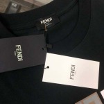 2025年6月6日入荷新作FENDI半袖 Tシャツ誕生日プレゼントの服/人気/BC工場S-XXL