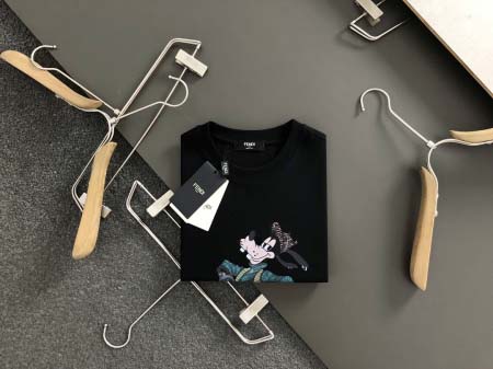 2025年6月6日入荷新作FENDI半袖 Tシャツ誕生日プレ...