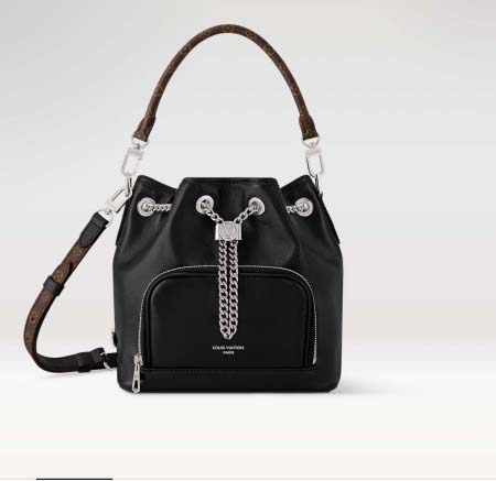 2025年6月26日Louis Vuitton バッグM14...