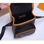 2025年6月26日Louis Vuitton バッグ 1974   Damier Ebene  Monogram Giant Damier Ebene  Monogram :N40357:13CMx18CMx9CM 高品質人気の新作/誕生