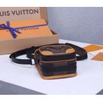 2025年6月26日Louis Vuitton バッグ 1974   Damier Ebene  Monogram Giant Damier Ebene  Monogram :N40357:13CMx18CMx9CM 高品質人気の新作/誕生