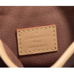 2025年6月26日Louis Vuitton バッグ63C01 Fold Me  Monogram Monogram LV :M80874:14.5 CMx18 CMx6.5CM 高品質人気の新作/誕生日プレゼント/SQ工場