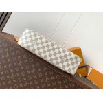 2025年6月26日Louis Vuitton バッグDamier AzurSlouchy PMamier Azur :N00116:33CMx22CMx9CM 高品質人気の新作/誕生日プレゼント/SQ工場