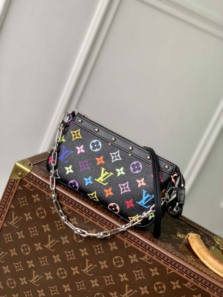 2025年6月26日Louis Vuitton バッグ Pochette Accessoires  Monogram  CMx Monogram :M13663:22CMx13CMx4CM 高品質人気の新作/誕生日プレゼント/SQ工場