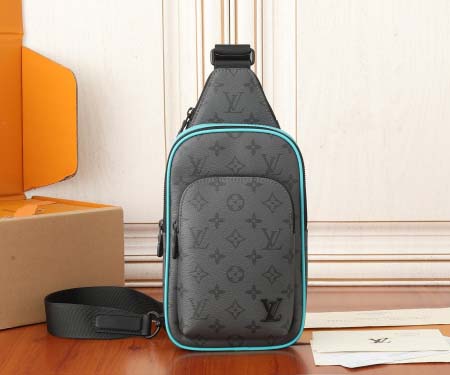 2025年6月26日Louis Vuitton バッグ Monogram Eclipse Monogram Eclipse :M11703:16CMx33CMx5.7CM 高品質人気の新作/誕生日プレゼント/SQ工場