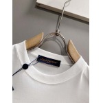 2025年6月30日入荷新作Louis Vuitton半袖Tシャツ 高级品超厳選★入手困難/誕生日プレゼント/MF工場