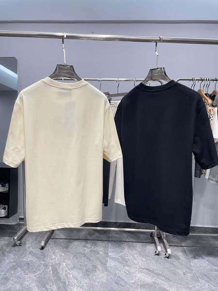 2025年7月2日入荷新作Gucci半袖Tシャツ 高级品超厳選★入手困難/誕生日プレゼント/MF工場