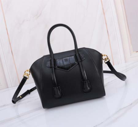 2025年7月10日入荷新作GIVENCHY Antigona Antigona  size:22*..20..13  199115極品/正規品同様/人気/革/バッグジバンシー/CX工場