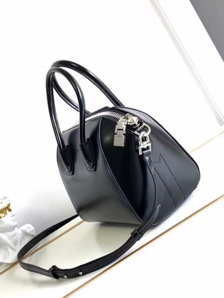 2025年7月10日入荷新作GIVENCHY  Antigona tote BOX  size22*27*13  9981極品/正規品同様/人気/革/バッグジバンシー/CX工場