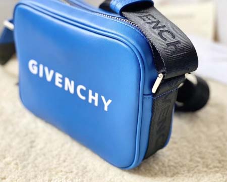 2025年7月10日入荷新作GIVENCHY  16x11x8  29015極品/正規品同様/人気/革/バッグジバンシー/CX工場