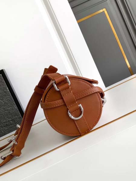 2025年7月10日入荷新作Givenc*y Voyou  voyou roller  25*10*13  19052極品/正規品同様/人気/革/バッグジバンシー/CX工場