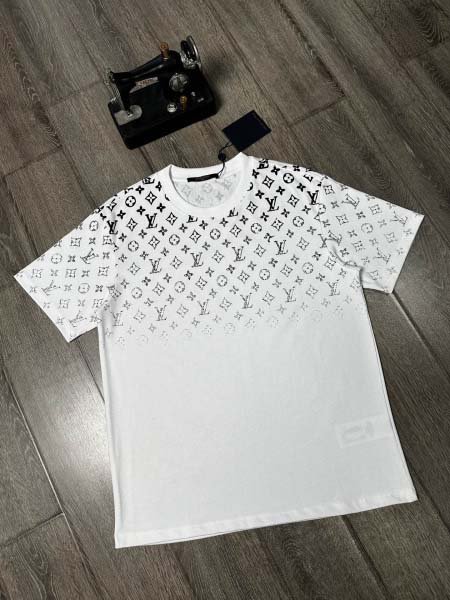 2025年7月10日入荷新作LOUIS VUITTON半袖Tシャツ 高级品超厳選★入手困難/誕生日プレゼント/SUS工場S-XL