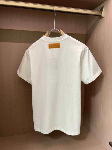 2025年7月10日入荷新作LOUIS VUITTON半袖Tシャツ 高级品超厳選★入手困難/誕生日プレゼント/SUS工場XS-L