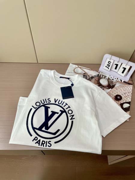 2025年7月10日入荷新作LOUIS VUITTON半袖Tシャツ 高级品超厳選★入手困難/誕生日プレゼント/SUS工場XS-L