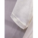 2025年7月2日入荷新作Prada半袖Tシャツ 高级品超厳選★入手困難/誕生日プレゼント/MF工場