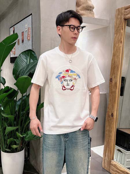 2025年7月2日入荷新作versace半袖Tシャツ 高级品...