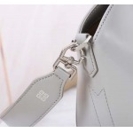 2025年7月10日入荷新作GIVENC*Y  Antigona tote BOX  size22*27*13  9981極品/正規品同様/人気/革/バッグジバンシー/CX工場